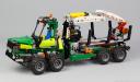 lego-technic-42080-model-c-forwarder-2.jpg