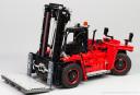 lego-42082-model-d-heavy-forklift-23.jpg